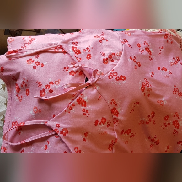 Pretty Little Thing pink ditsy floral jersey midi dress 12 NWOT - Picture 4 of 7